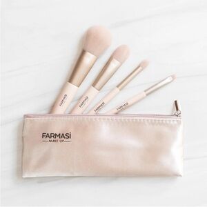 NEW Farmasi Pink Makeup Brush 5 Piece Set with Bag